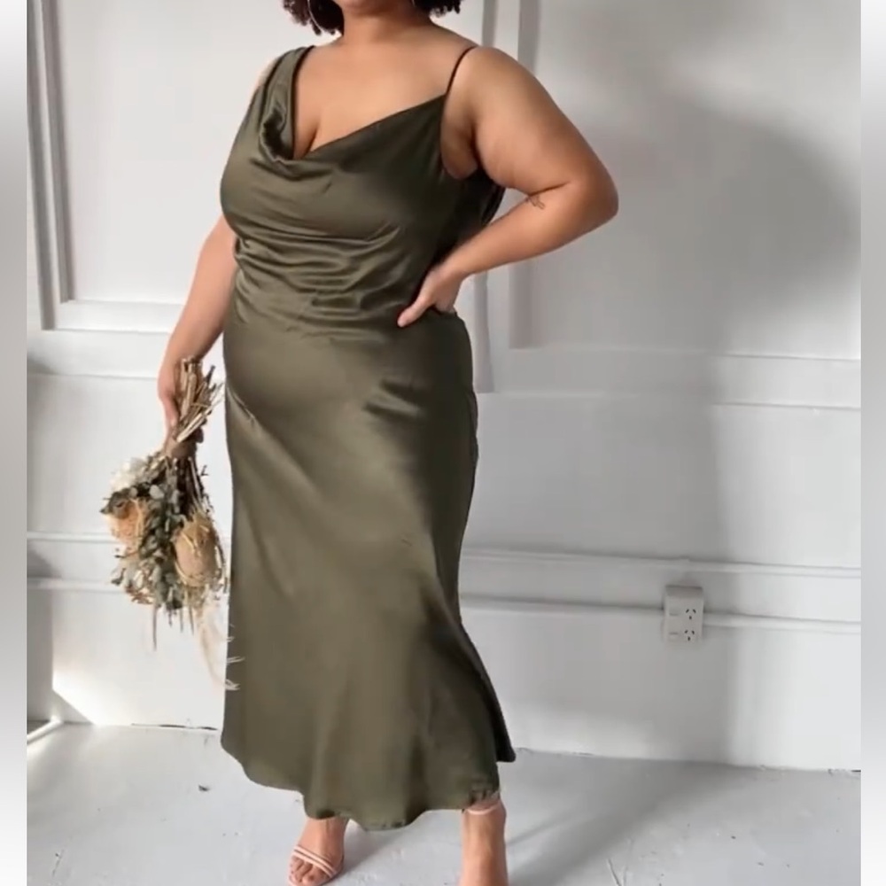 Leave Her Wilder Ricky Gown | Khaki | US 4